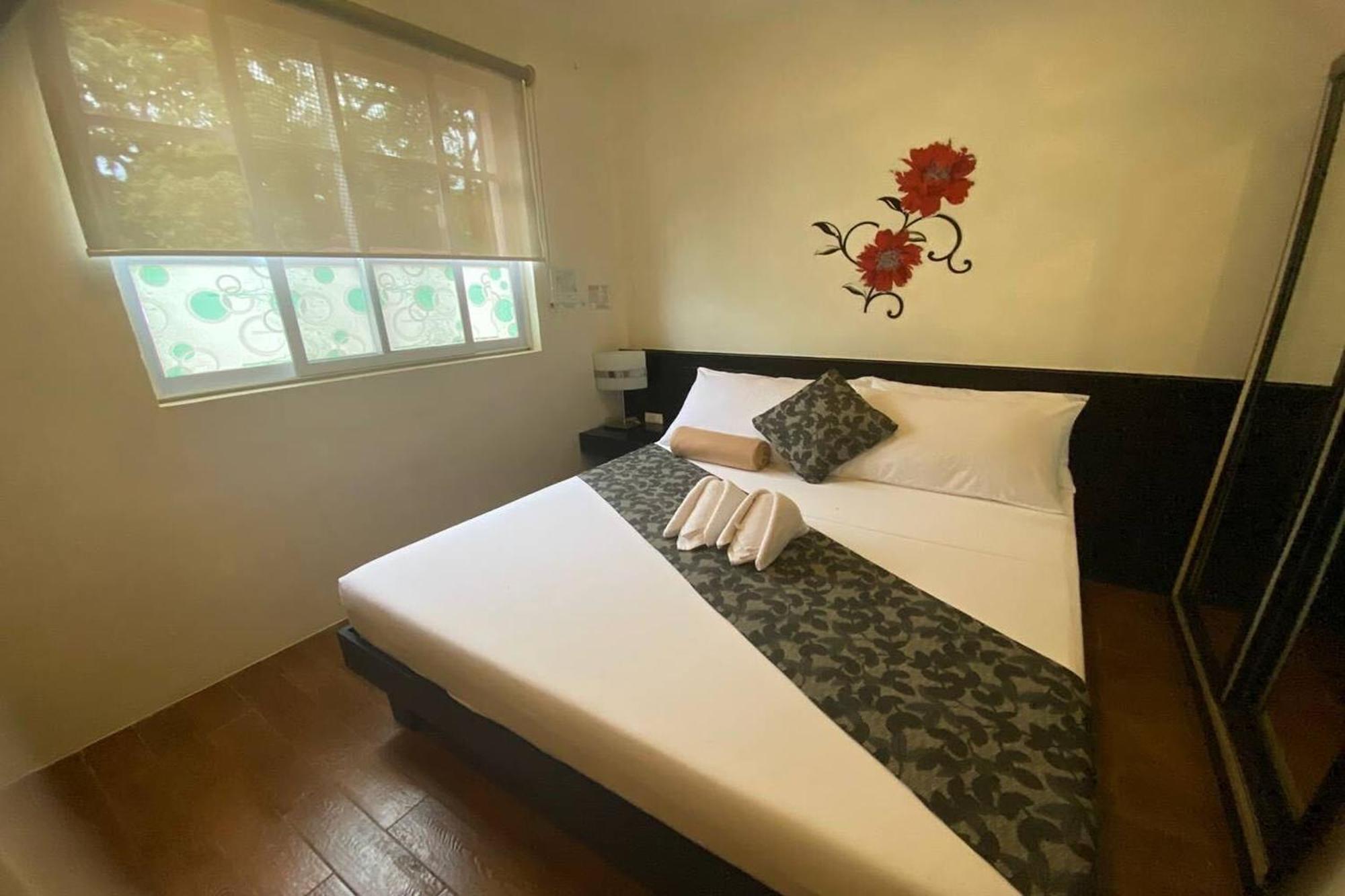 Micasa Lodge Palawan Coron Exterior photo